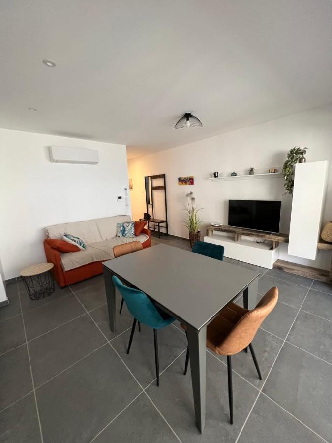 Villa Marie 2 Appartement Tout Confort Climatise 1 Chambre Proche Plage Le Grau-du-Roi Bagian luar foto