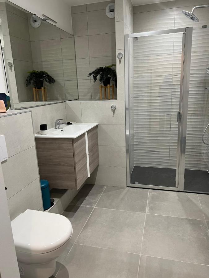 Villa Marie 2 Appartement Tout Confort Climatise 1 Chambre Proche Plage Le Grau-du-Roi Bagian luar foto